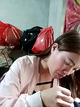 little-effy online show from 03.08.26