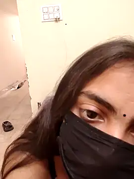 Delhikidevi online show from 03.26.26