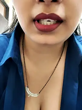 Delhikidevi online show from 07.19.26