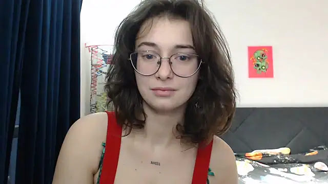 Snapshot of Angelik5371 chatting on 12.22.25 Angelik5371 online show from 12.22.25