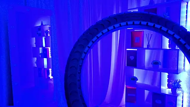 ViollaBloom online show from 02.20.26