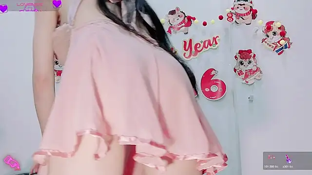 mia eeeee online show from 03.30.26