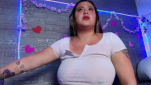 emma honey   online show from 12.17.25