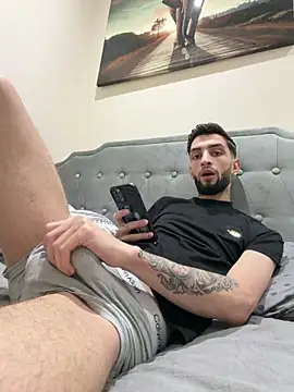 Juliann69Ramiro online show from 02.17.26