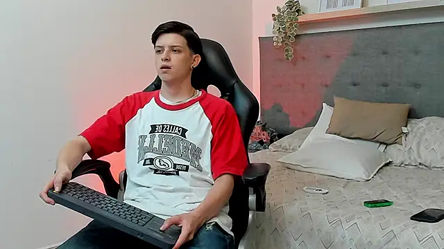 sebastamayo  online show from 02.26.26