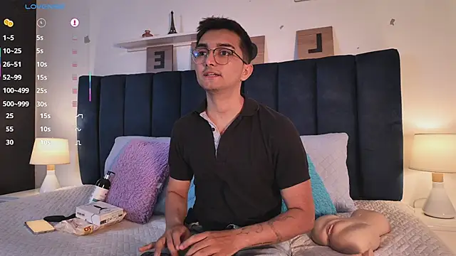 Archie 77 online show from 02.28.26