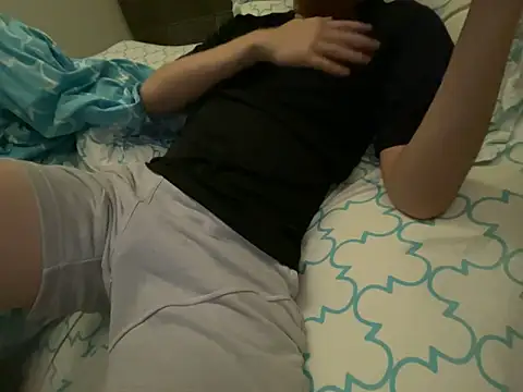 YourBoYyyyyyyy online show from 02.04.26