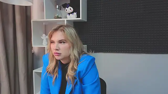 Snapshot of SirenEclip chatting on 04.11.26 SirenEclip online show from 04.11.26