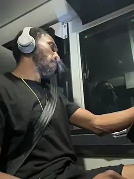 Snapshot of Pleasure_Overlord chatting on 03.04.26 Pleasure Overlord online show from 03.04.26