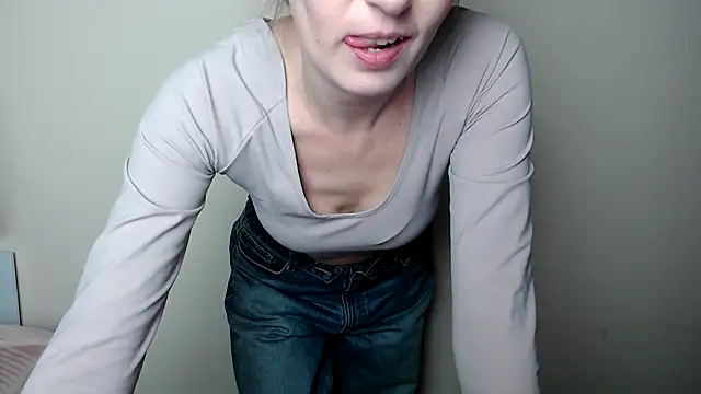 LiaSeass  online show from 03.17.26