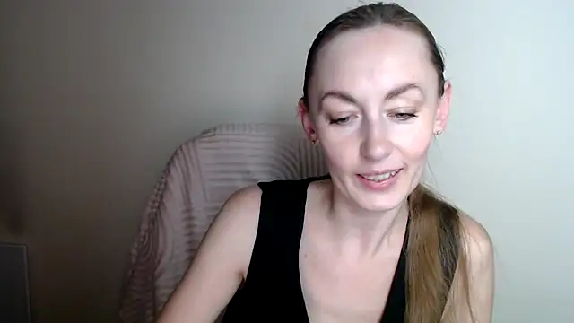 LiaSeass  online show from 06.24.26