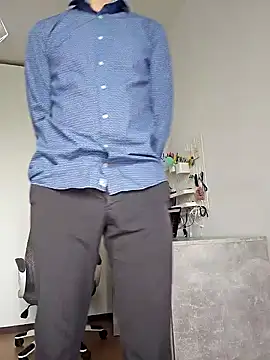 Lovebackground online show from 09.29.25