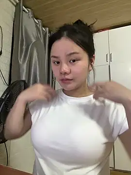 leo-kitty online show from 03.06.26