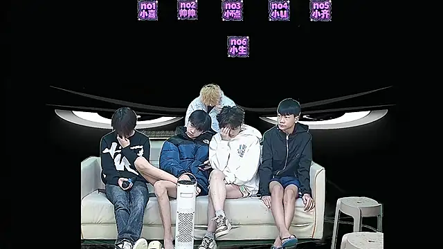 Snapshot of yujiannanpu chatting on 01.08.26 yujiannanpu online show from 01.08.26