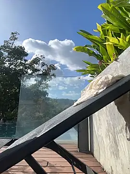 Snapshot of SunnyShiney chatting on 02.12.26 SunnyShiney online show from 02.12.26