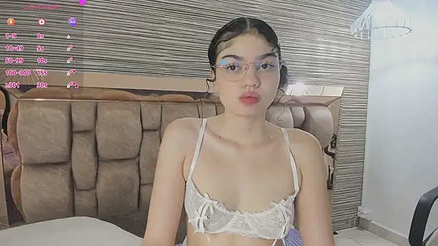 chloe cortez online show from 06.11.26