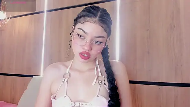 chloe cortez online show from 07.15.26