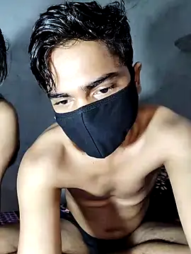 realcouple71 online show from 02.03.26