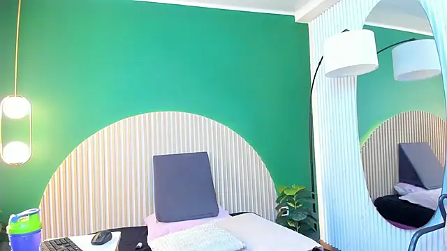 dahianeconnor online show from 04.11.26