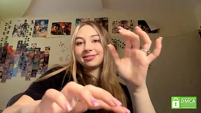 Snapshot of JanelBray chatting on 02.14.26 JanelBray online show from 02.14.26