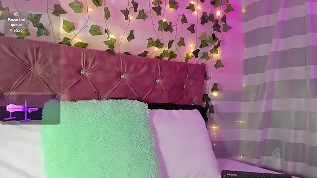 Ayla-marttinez online show from 05.23.26