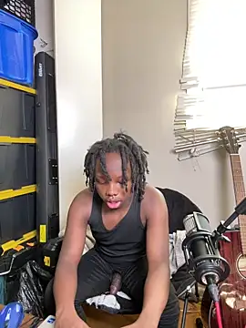 YourLittleBoyfriend online show from 02.12.26