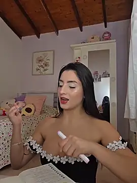 Esmeralda Rossi online show from 02.10.26