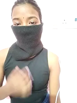 Shivani66 online show from 12.14.25