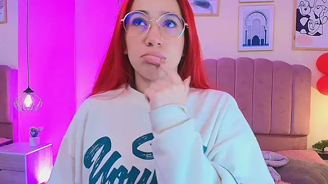 Celestee15  online show from 02.20.26