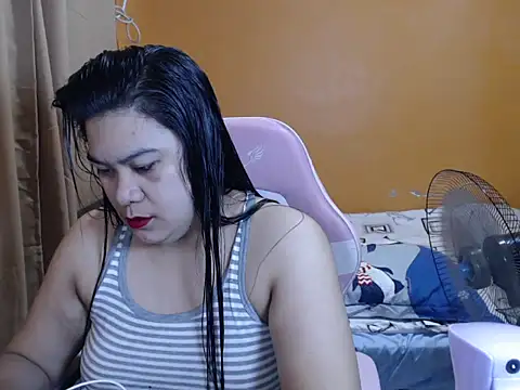 Snapshot of ur_hotsexymaria chatting on 02.23.26 ur hotsexymaria online show from 02.23.26