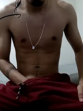 Snapshot of lucx_pe chatting on 12.14.25 lucx pe online show from 12.14.25