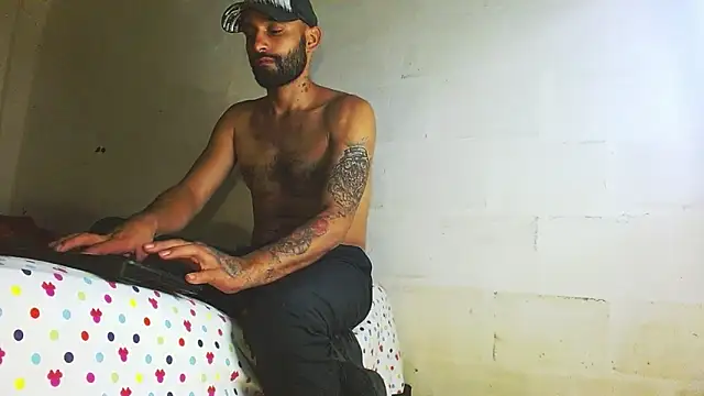 Snapshot of Alex_Flame_ chatting on 05.14.26 Alex Flame online show from 05.14.26
