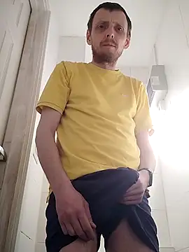 CrookedBunk3527 online show from 04.12.26