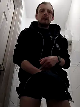 CrookedBunk3527 online show from 04.14.26