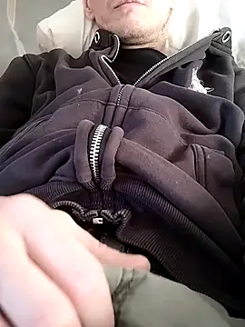 CrookedBunk3527 online show from 04.30.26