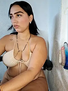 Mia em online show from 02.19.26