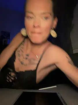 vinique99 online show from 02.17.26