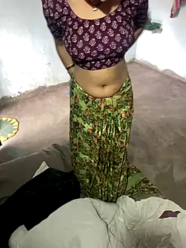 Snapshot of Pooja_Love143 chatting on 01.08.26 Pooja Love143 online show from 01.08.26