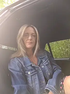 Sacha Scorp online show from 04.10.26