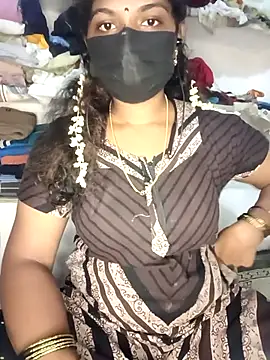 Snapshot of tamilsaisree chatting on 03.06.26 tamilsaisree online show from 03.06.26