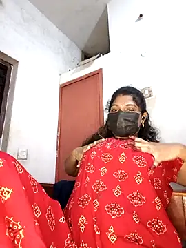 Snapshot of tamilsaisree chatting on 03.25.26 tamilsaisree online show from 03.25.26