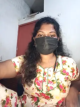 Snapshot of tamilsaisree chatting on 04.01.26 tamilsaisree online show from 04.01.26