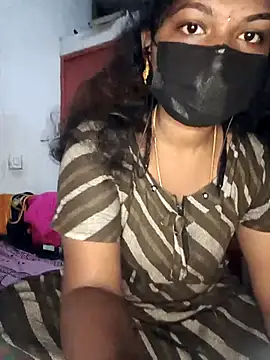 Snapshot of tamilsaisree chatting on 04.05.26 tamilsaisree online show from 04.05.26