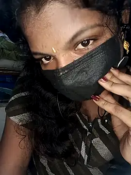 Snapshot of tamilsaisree chatting on 04.19.26 tamilsaisree online show from 04.19.26