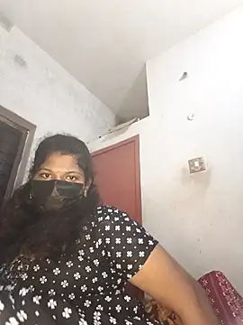 Snapshot of tamilsaisree chatting on 04.23.26 tamilsaisree online show from 04.23.26