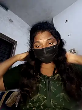 Snapshot of tamilsaisree chatting on 04.29.26 tamilsaisree online show from 04.29.26