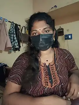 Snapshot of tamilsaisree chatting on 06.15.26 tamilsaisree online show from 06.15.26