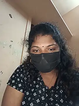 Snapshot of tamilsaisree chatting on 07.08.26 tamilsaisree online show from 07.08.26