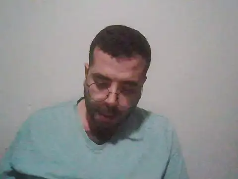 Snapshot of kkadam1 chatting on 05.11.26 kkadam1 online show from 05.11.26