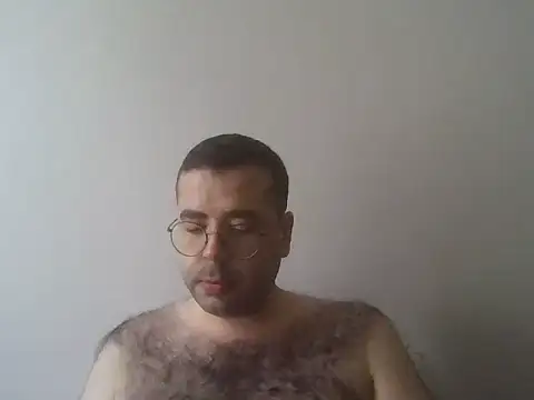 Snapshot of kkadam1 chatting on 05.25.26 kkadam1 online show from 05.25.26